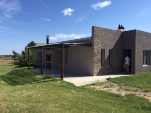 Casa en Venta - Alquiler en Arrayanes
