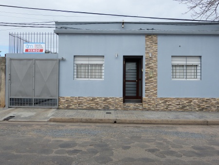 Casas y Apartamentos en Venta en Barrio Oeste, Mercedes, Soriano