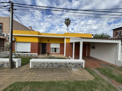 Casas y Apartamentos en Venta en Barrio 33, Mercedes, Soriano