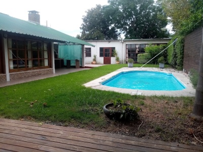 Casa en Venta en Santa Lucía, Canelones