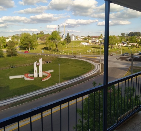 Apartamento en Alquiler en CANCHA DE BRISTOL, Mercedes, Soriano