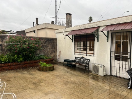 Casas y Apartamentos en Venta en CENTRO, Mercedes, Soriano