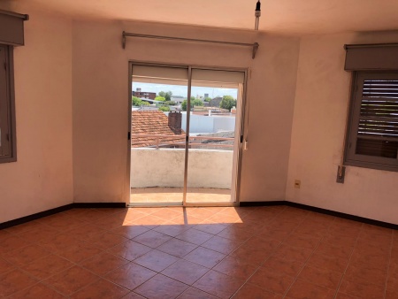 Casas y Apartamentos en Alquiler en Mercedes, Soriano