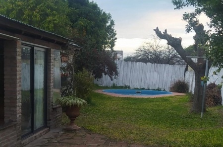 Casa en Alquiler en Mercedes, Soriano