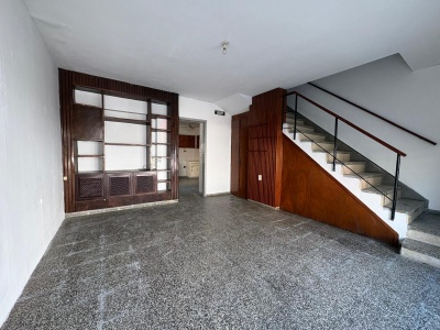 Casas y Apartamentos en Alquiler en CENTRO, Mercedes, Soriano