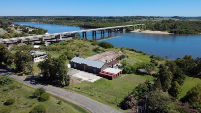 Galpón en Alquiler en RAMBLA, Mercedes, Soriano
