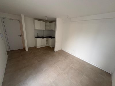 Casas y Apartamentos en Alquiler en CENTRO, Mercedes, Soriano