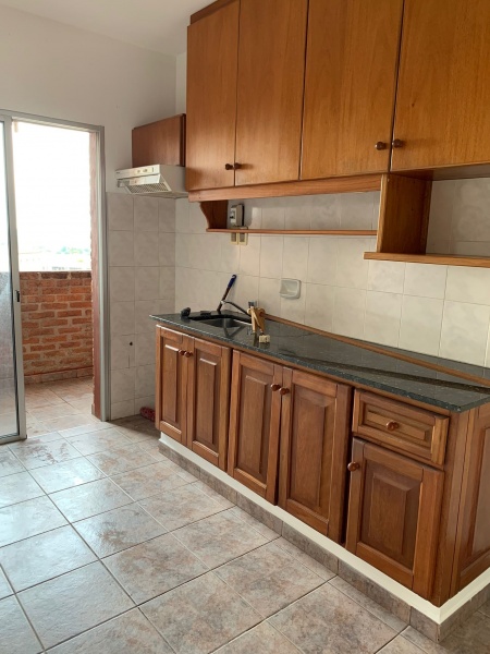 Apartamento en Alquiler en CENTRO, Salto, Salto