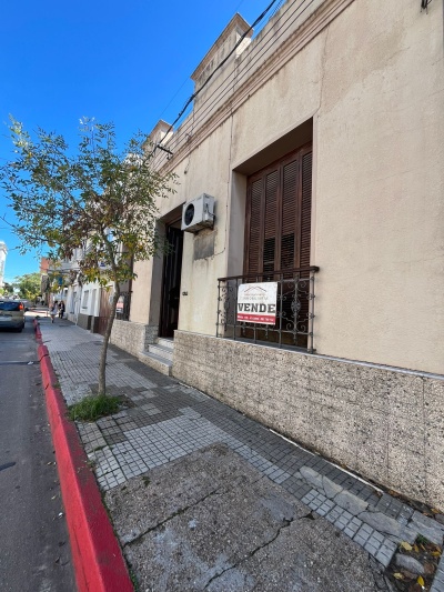 Casa en Venta en CENTRO, Salto, Salto