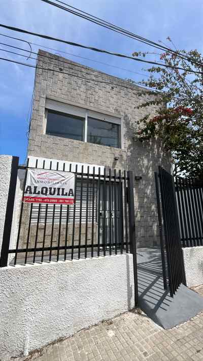 Casa en Alquiler en CENTRO, Salto