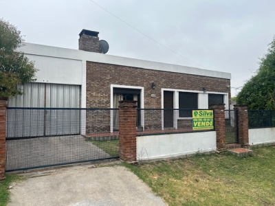 Casas y Apartamentos en Venta en Barrio Artigas, Trinidad, Flores