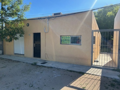 Casa en Alquiler en Barrio Primavera, Trinidad, Flores
