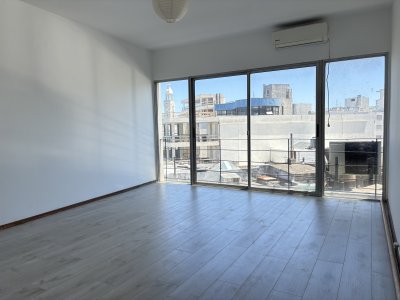 Apartamento en Alquiler en Ciudad Vieja, Montevideo