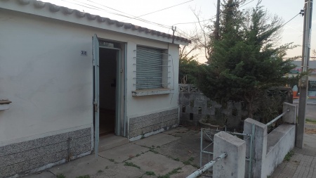 Casa en Venta en BARRIO OESTE, Mercedes, Soriano