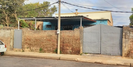 Casa en Venta en Centro, Mercedes, Soriano