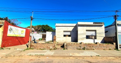 Casas y Apartamentos en Venta en Mercedes, Soriano