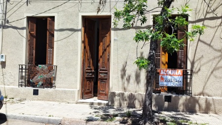 Casa en Alquiler en Centro, Salto, Salto