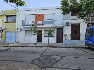 Apartamento en Alquiler en Centro, Salto, Salto