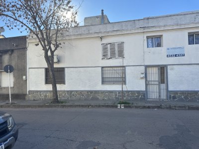 Casa en Alquiler en Mercedes, Soriano