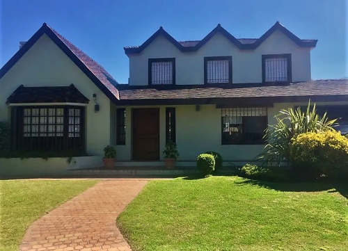 Casa en Venta en Carrasco, Montevideo