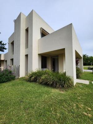 Casa en Venta,  Alquiler en Viñedos de La Tahona, Ciudad de la Costa, Canelones