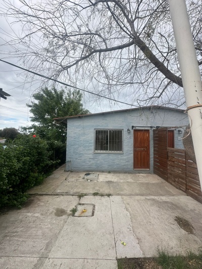 CASAS en Alquiler en Barrio 33, Mercedes, Soriano