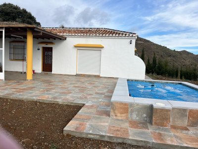 Finca Rústica en Alquiler en El Borge, Andalucia