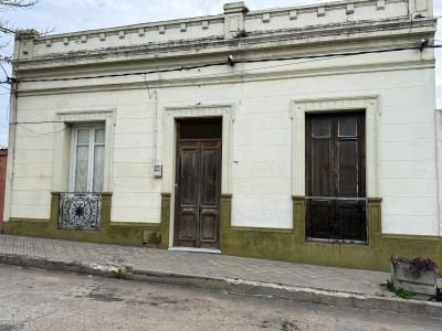 Casas en Venta en CENTRO, Mercedes, Soriano