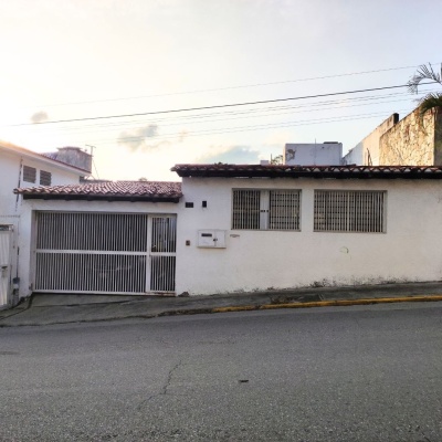 Casas Residenciales en Venta en Los Dos Caminos, Caracas, Distrito Federal