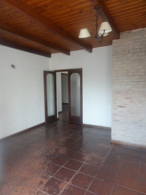Casa en Alquiler en Mercedes, Soriano