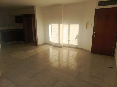 Apartamentos en Alquiler en Trigal Norte, Carabobo