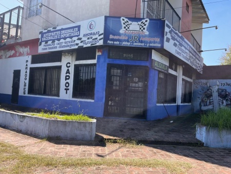 Locales Comerciales en Venta,  Alquiler en Almirante Brown, Buenos Aires