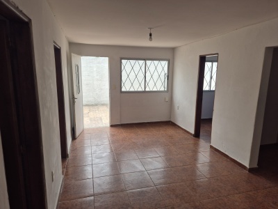 Apartamento en Alquiler en Pérez Castellanos, Montevideo