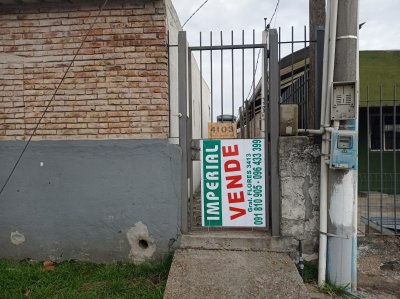 Casa en Venta en Cerro, Montevideo