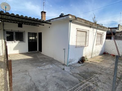 Casa en Alquiler en Maroñas, Montevideo