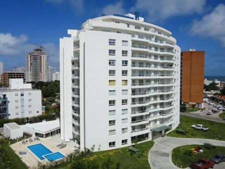 Apartamento en Alquiler en Marly, Punta del Este, Maldonado