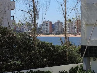 Apartamento en Alquiler en La Península, Punta del Este, Maldonado