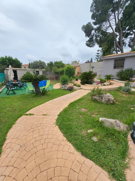 Chalets y casas de campo en Venta en Llombai, Comunidad Valenciana