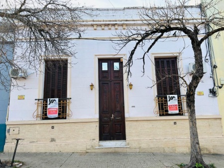 Casa en Venta en CENTRO, Salto, Salto