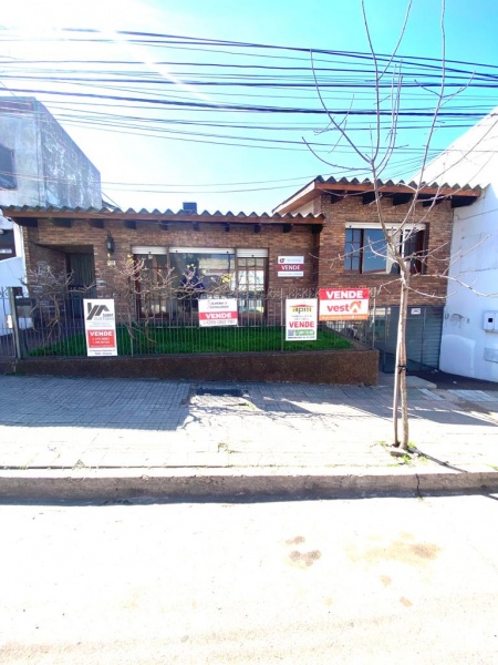 Casa en Venta en CENTRO, Salto, Salto