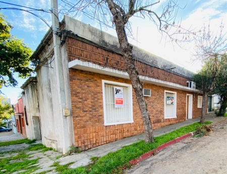 Casa en Venta, Alquiler en CENTRO, Salto, Salto