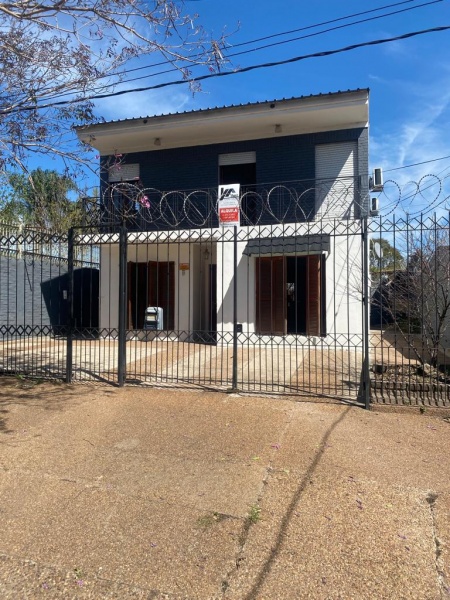 Casa en Venta,  Alquiler en San Martín, Salto, Salto