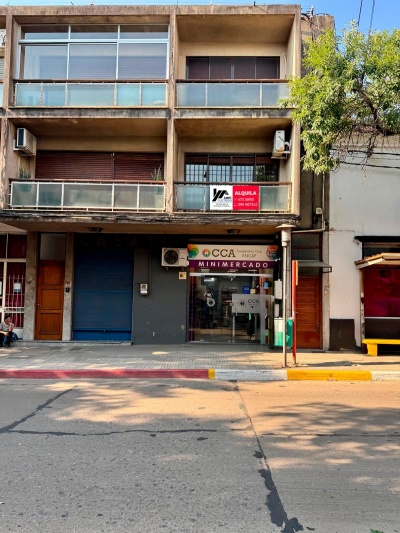 Casa en Alquiler en CENTRO, Salto, Salto