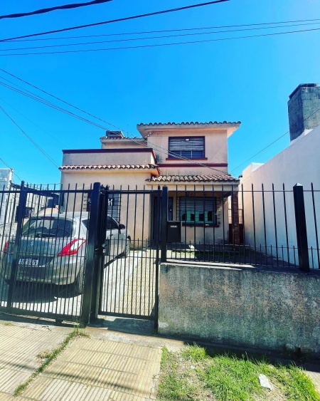 Casa en Venta en Las Acacias, Montevideo