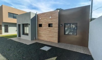 Casa en Venta en Lomas de Solymar, Ciudad de la Costa, Canelones