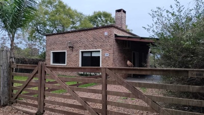 Casa en Venta en Arenitas Blancas, Salto, Salto