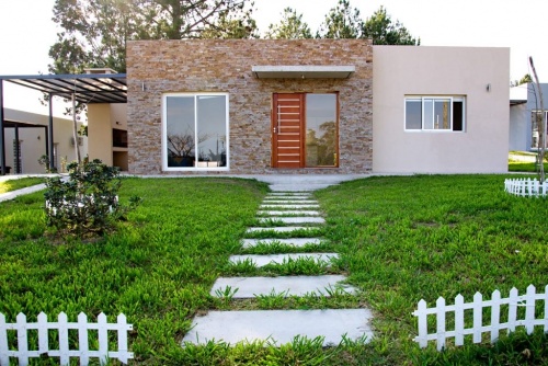 Casa en Alquiler en Los Arrayanes, Soriano