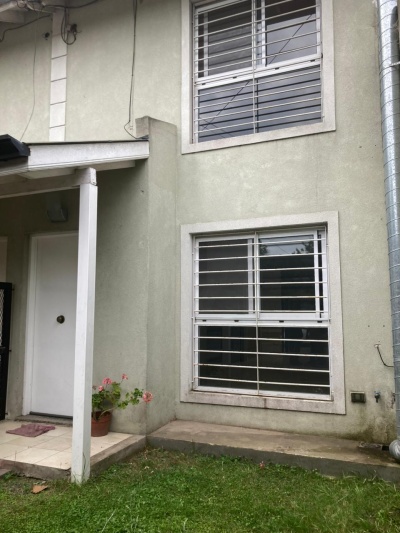 Duplex en Venta en Ranelagh, Buenos Aires