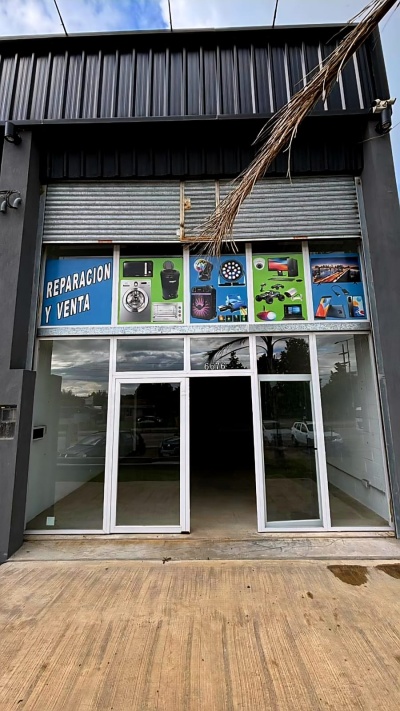 Locales Comerciales en Alquiler en Juan Maria Gutiérrez, Berazategui, Buenos Aires