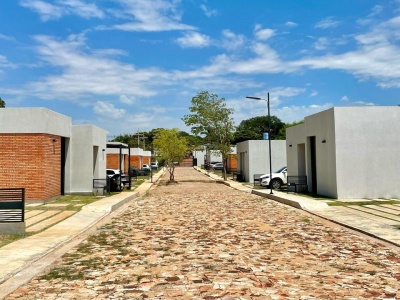 Barrio Cerrados en Venta,  Barrios cerrados en Mora Cue, Luque, Central
